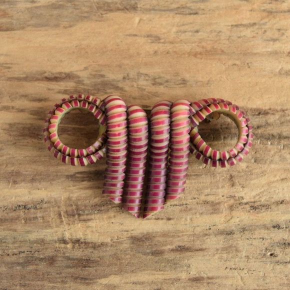 Licorice Bow Brooch
